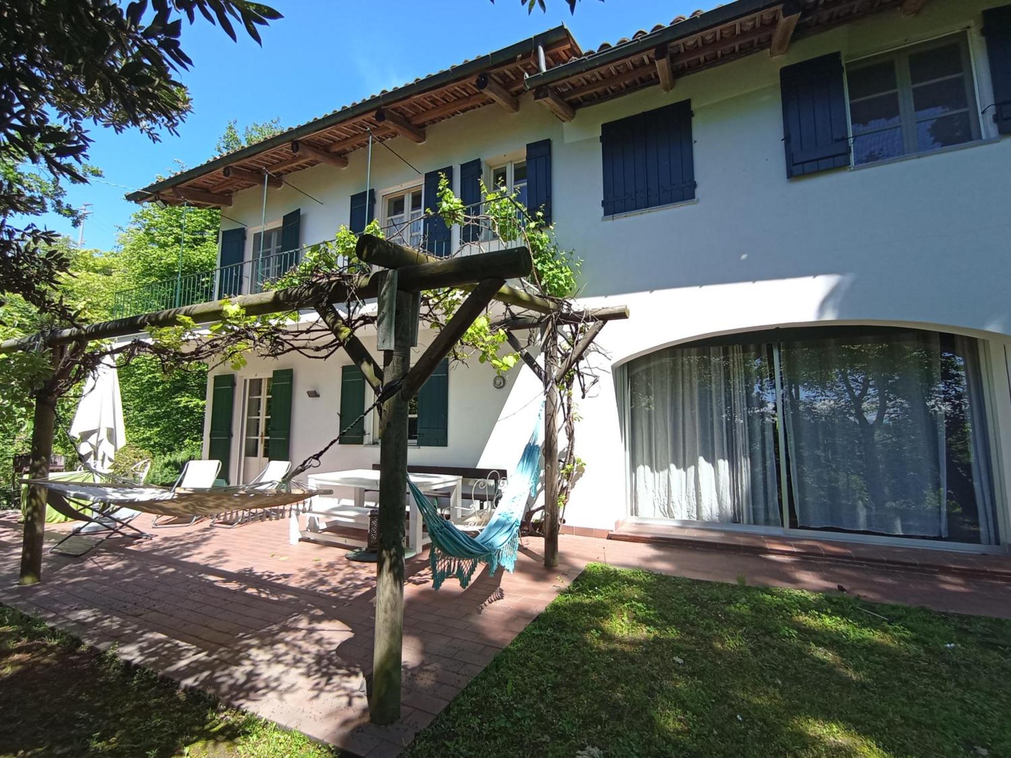 America Nei Boschi B&B Μπρα Εξωτερικό φωτογραφία